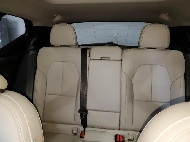 2021 VOLVO XC40 T5 MOMENTUM  