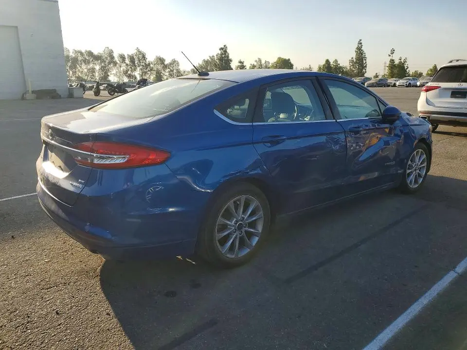 2017 FORD FUSION SE HYBRID  