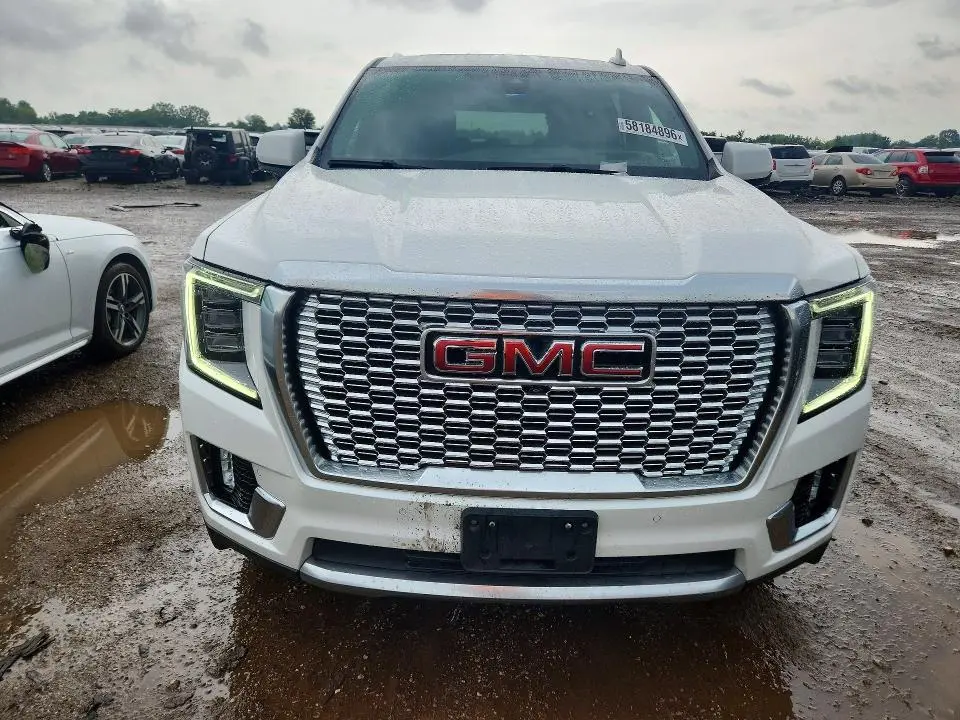 2021 GMC YUKON XL DENALI  