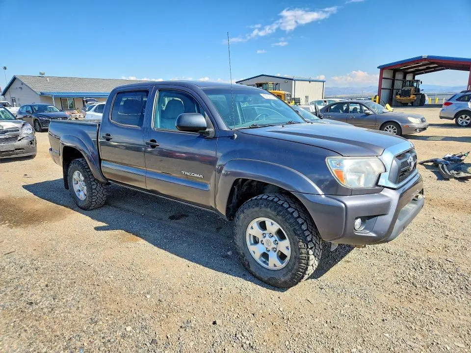 2013 TOYOTA TACOMA V6  