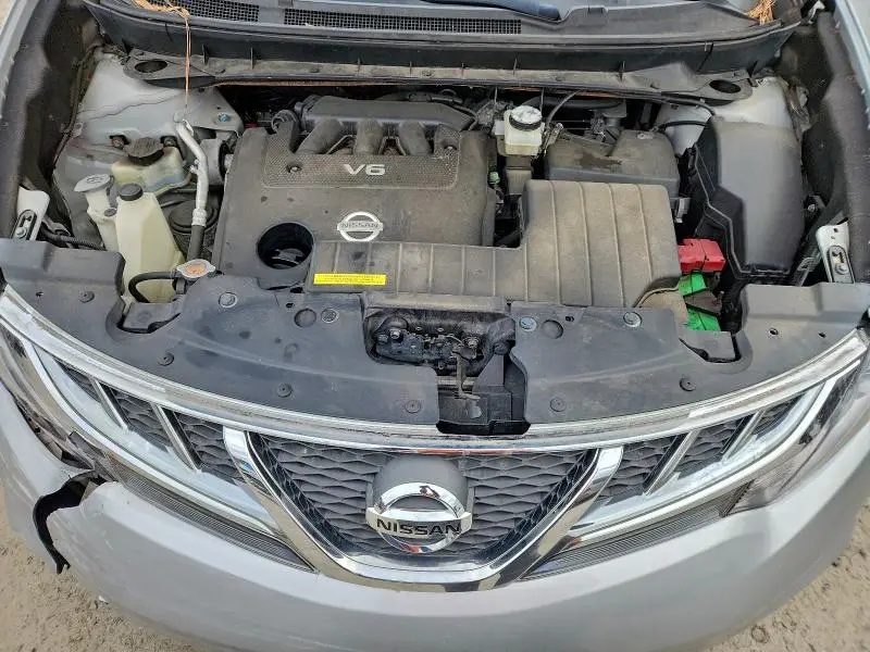 2011 NISSAN MURANO S  