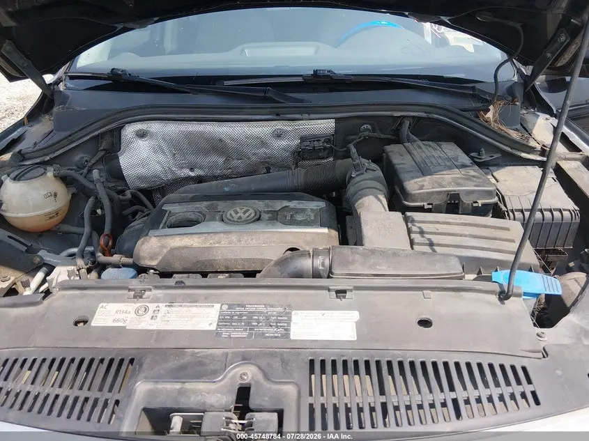 2011 VOLKSWAGEN TIGUAN S
