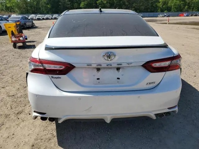 2019 TOYOTA CAMRY XSE  