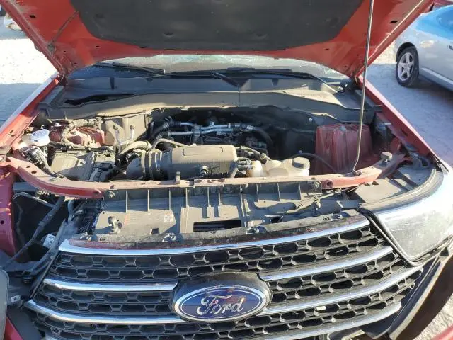 2022 FORD EXPLORER XLT  