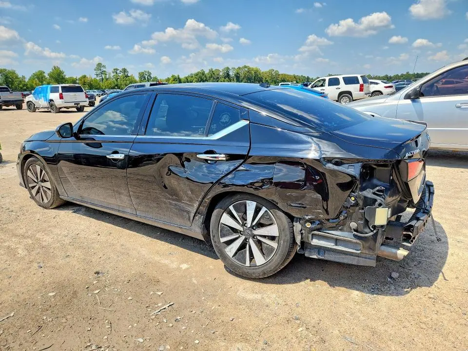 2019 NISSAN ALTIMA SL  
