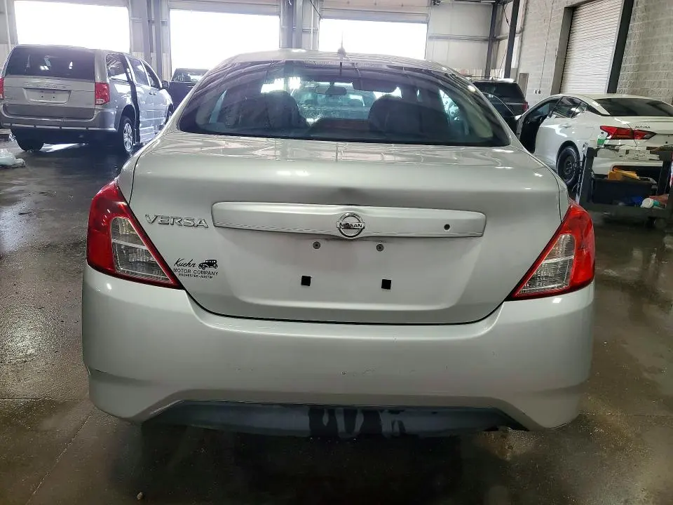 2015 NISSAN VERSA 1.6 S  