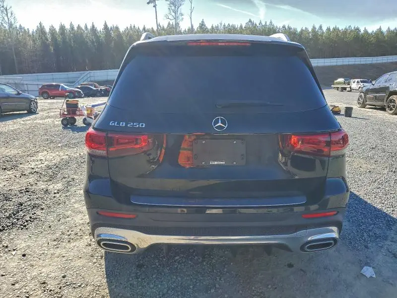 2021 MERCEDES-BENZ GLB 250  