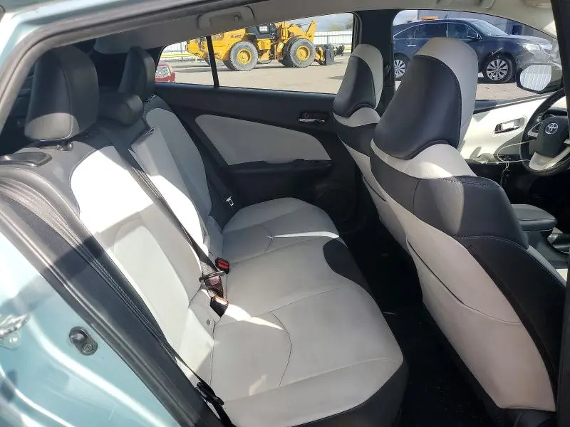 2016 TOYOTA PRIUS FOUR TOURING  