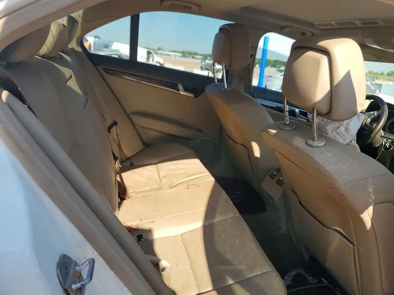 2012 MERCEDES-BENZ C 250  