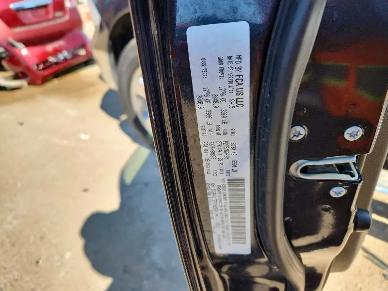 2015 RAM 1500 SLT  