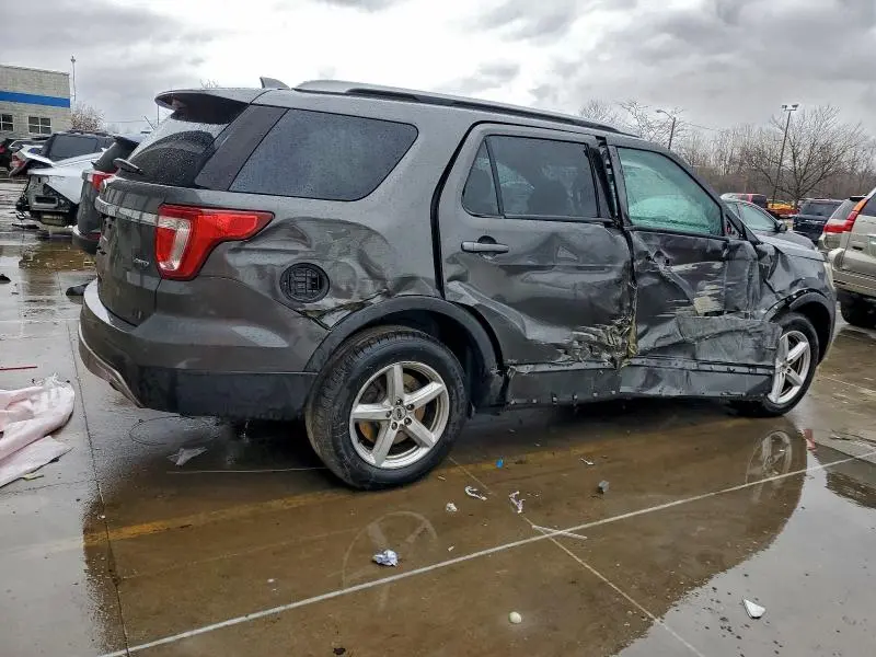 2017 FORD EXPLORER XLT  