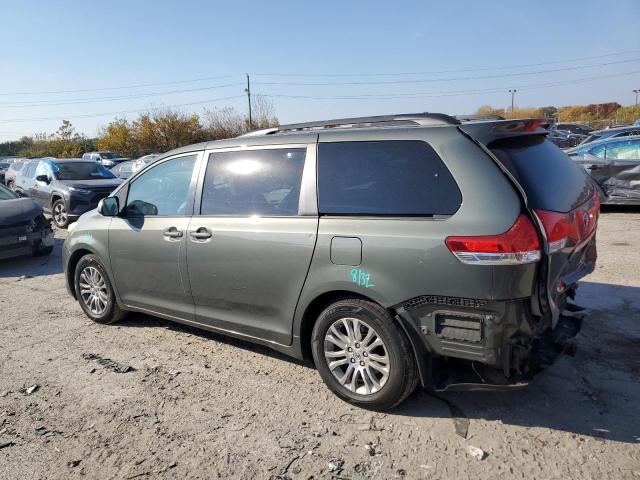 2011 TOYOTA SIENNA XLE