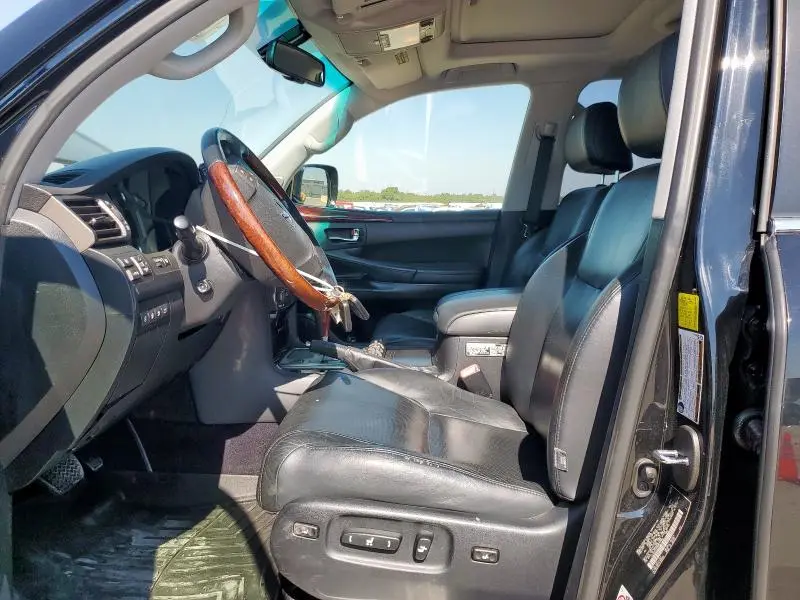 2011 LEXUS LX 570  
