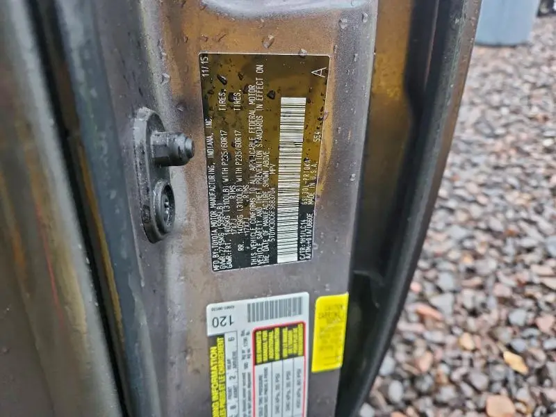 2015 TOYOTA SIENNA XLE  