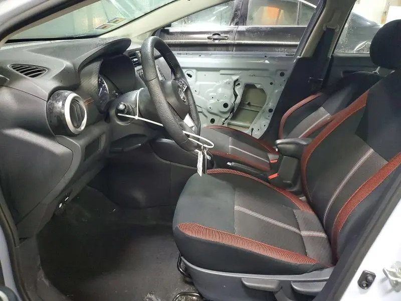 2024 NISSAN VERSA SR  