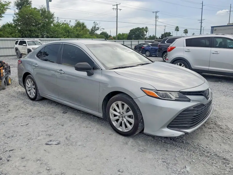 2019 TOYOTA CAMRY LE  