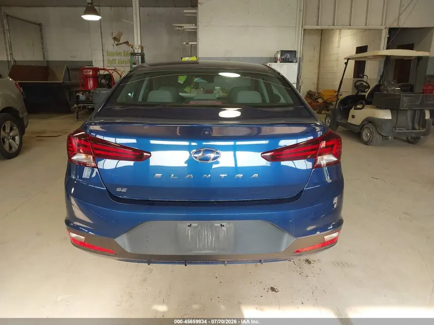 2020 HYUNDAI ELANTRA SE