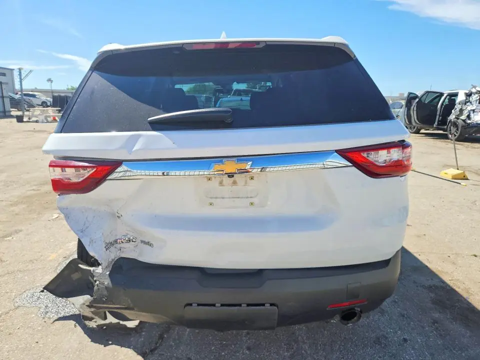 2019 CHEVROLET TRAVERSE LS  