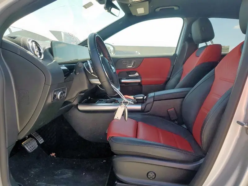 2021 MERCEDES-BENZ GLA 250  