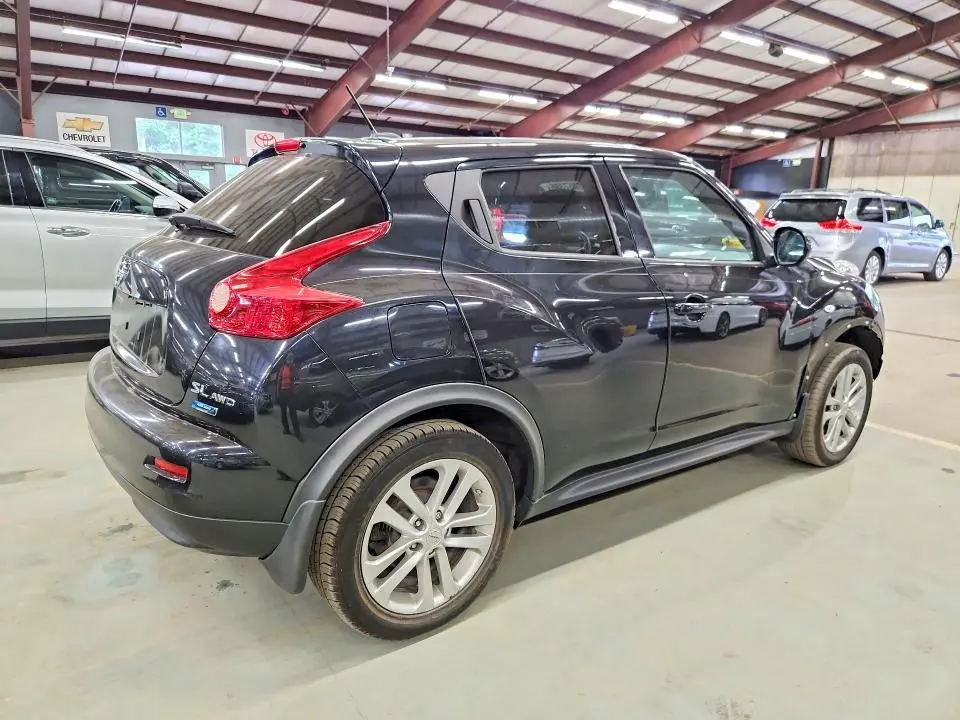 2014 NISSAN JUKE SL  