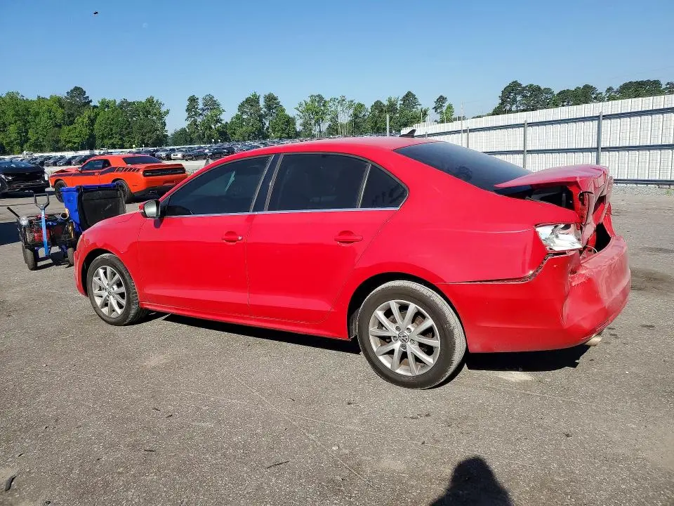 2013 VOLKSWAGEN JETTA SE  
