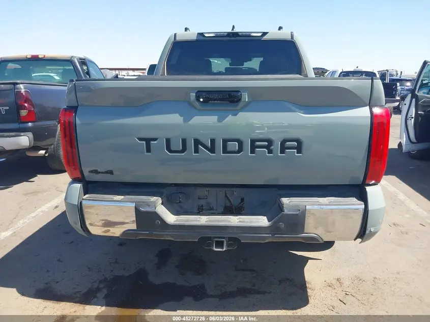 2025 TOYOTA TUNDRA SR5