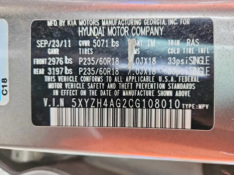 2012 HYUNDAI SANTA FE SE  