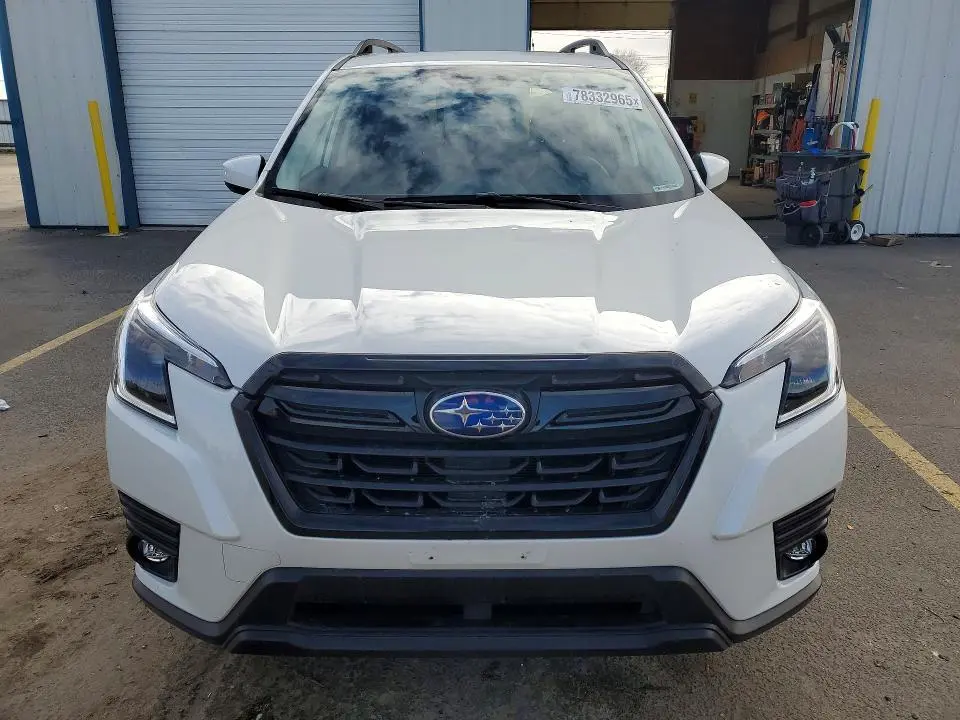 2024 SUBARU FORESTER PREMIUM  