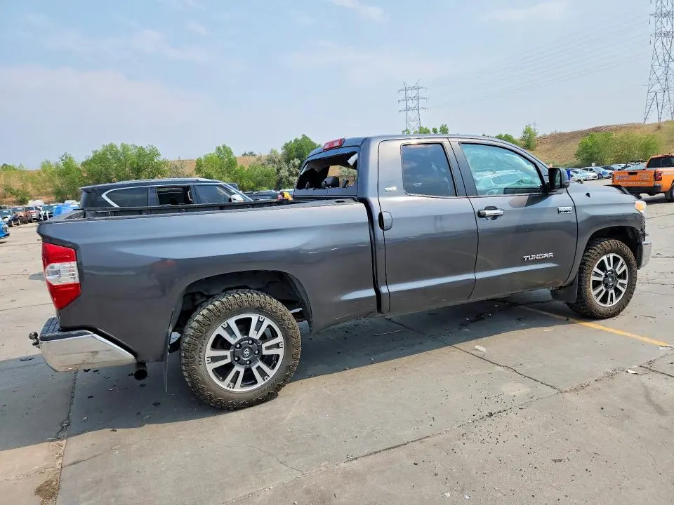 2017 TOYOTA TUNDRA SR5  