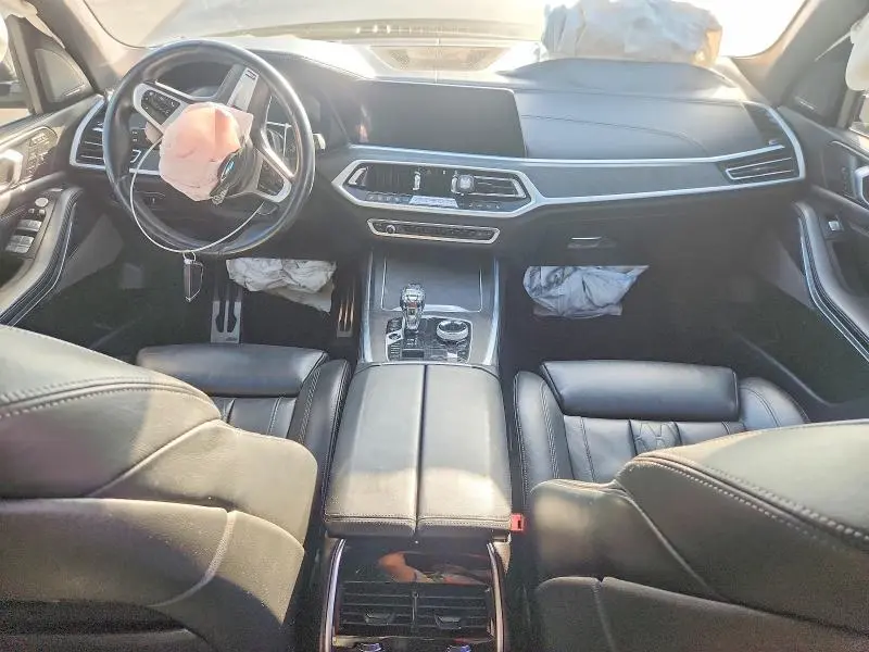 2021 BMW X7 M50I  