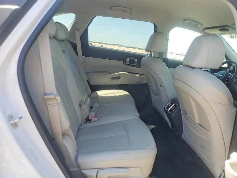 2022 KIA SORENTO S  