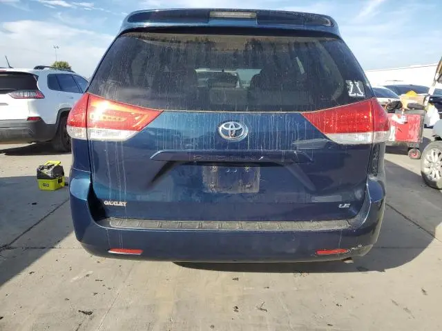 2012 TOYOTA SIENNA LE  