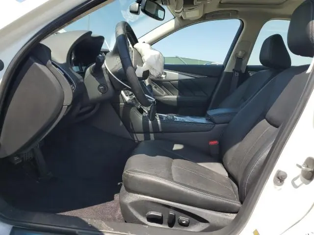 2024 INFINITI Q50 LUXE  