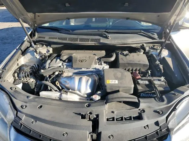 2017 TOYOTA CAMRY LE  