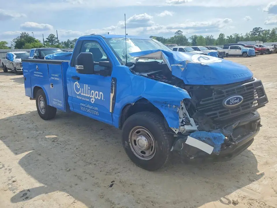 2024 FORD F250   