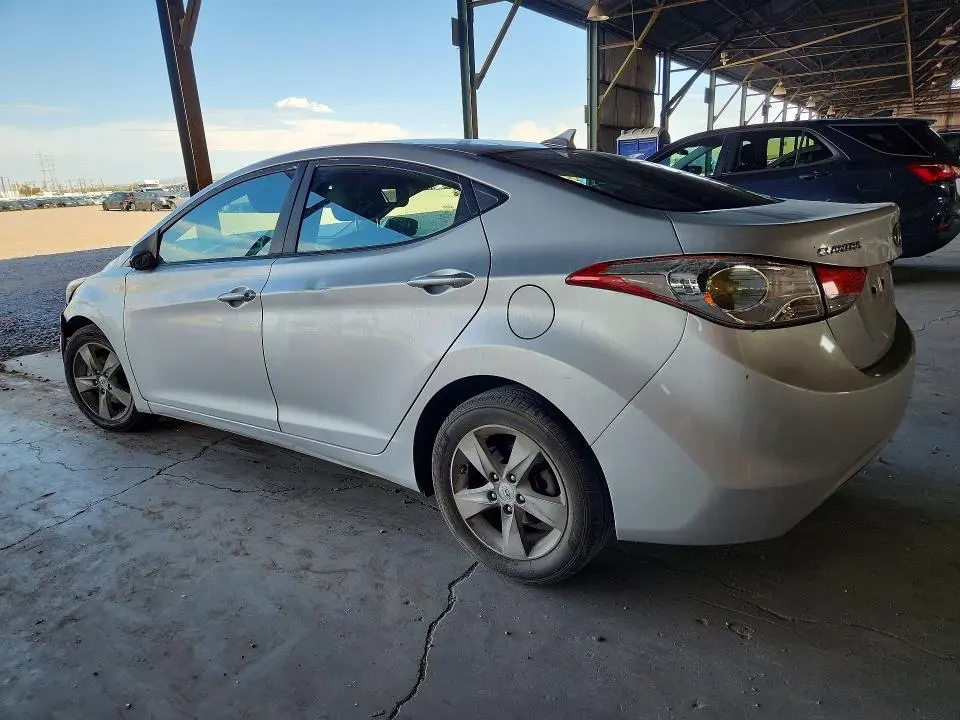2013 HYUNDAI ELANTRA   