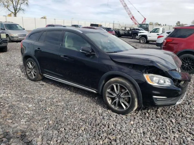 2017 VOLVO V60 CROSS COUNTRY PREMIER  