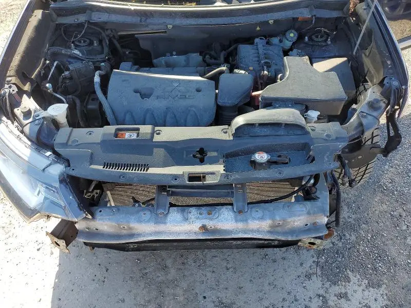 2016 MITSUBISHI OUTLANDER ES  