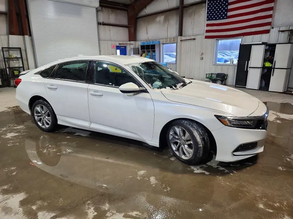 2020 HONDA ACCORD LX  