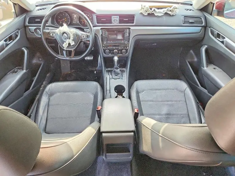 2017 VOLKSWAGEN PASSAT R-LINE  