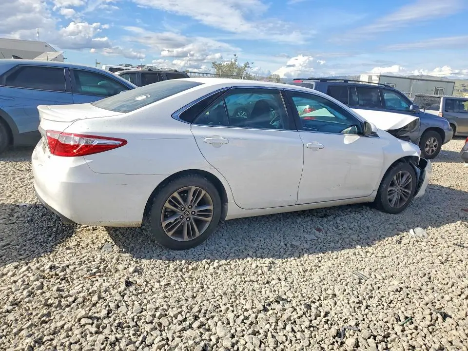 2015 TOYOTA CAMRY   