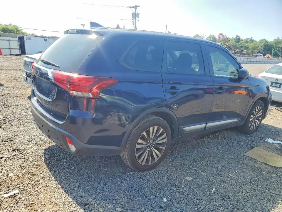 2020 MITSUBISHI OUTLANDER ES  
