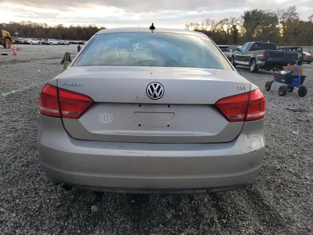 2014 VOLKSWAGEN PASSAT S  