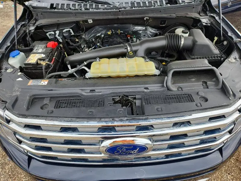 2021 FORD EXPEDITION XLT  