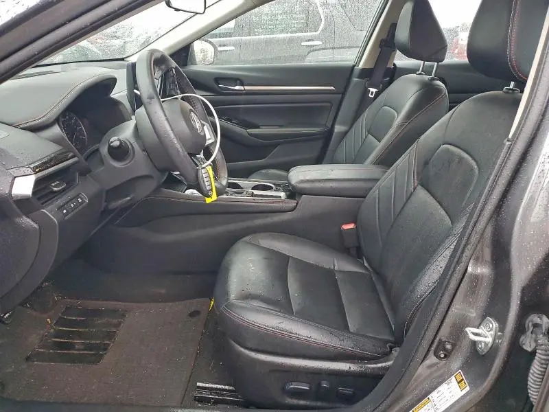 2024 NISSAN ALTIMA SR  