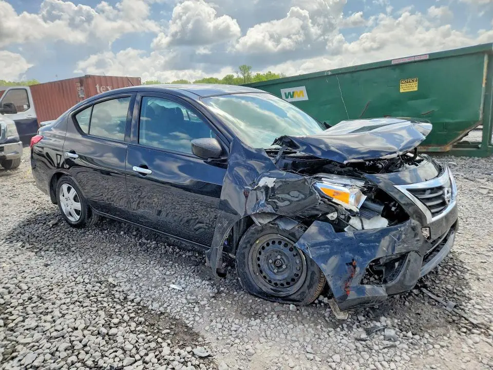 2016 NISSAN VERSA 1.6 SV  