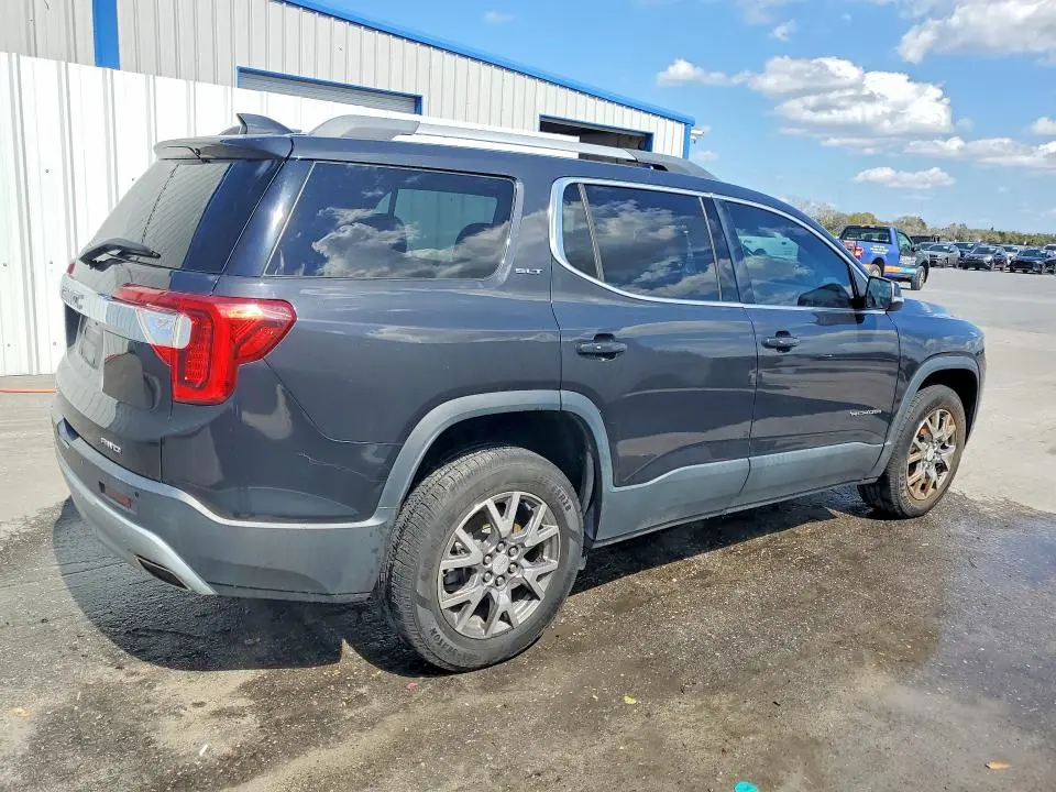 2020 GMC ACADIA SLT  