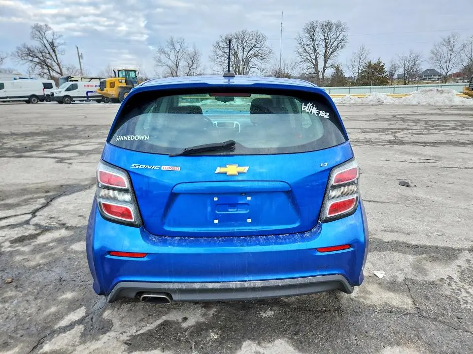 2017 CHEVROLET SONIC LT  