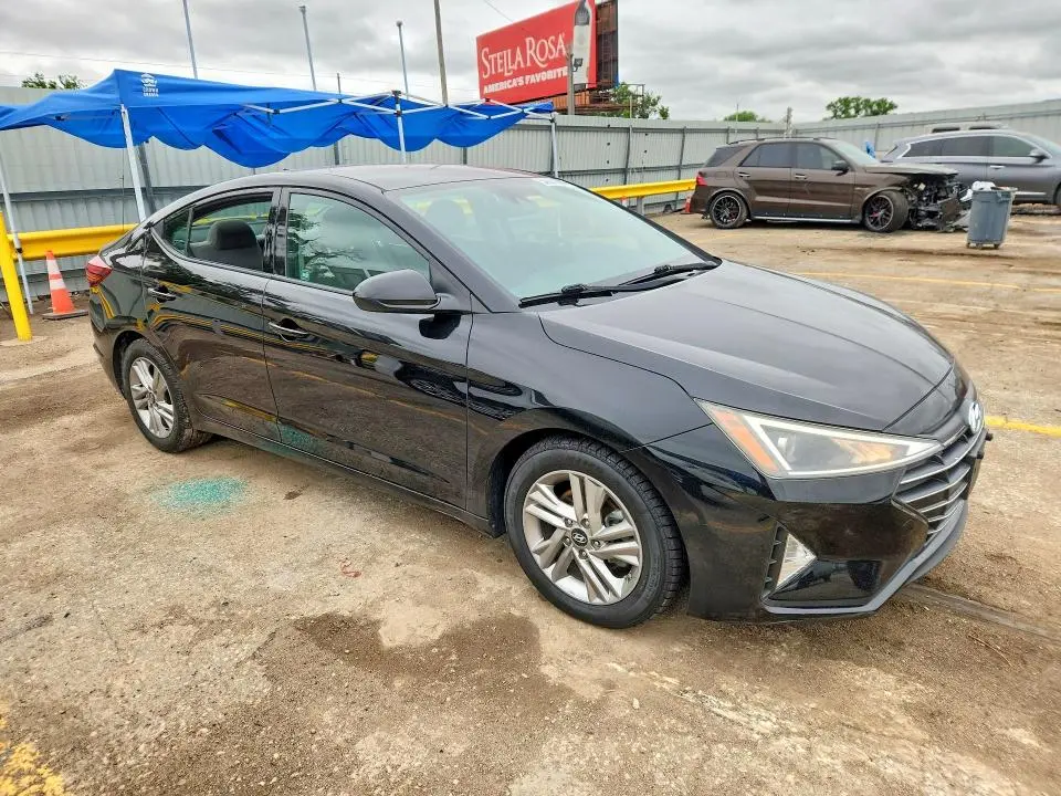 2019 HYUNDAI ELANTRA SEL  
