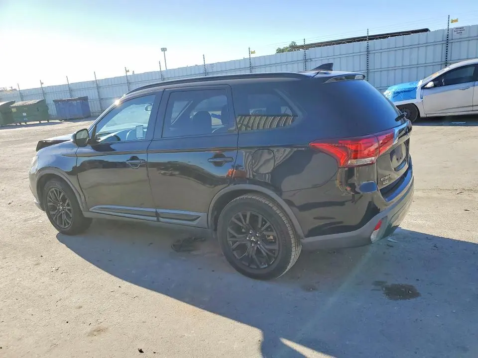 2019 MITSUBISHI OUTLANDER SE  